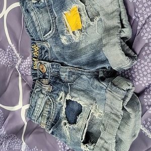 Distressed shorts